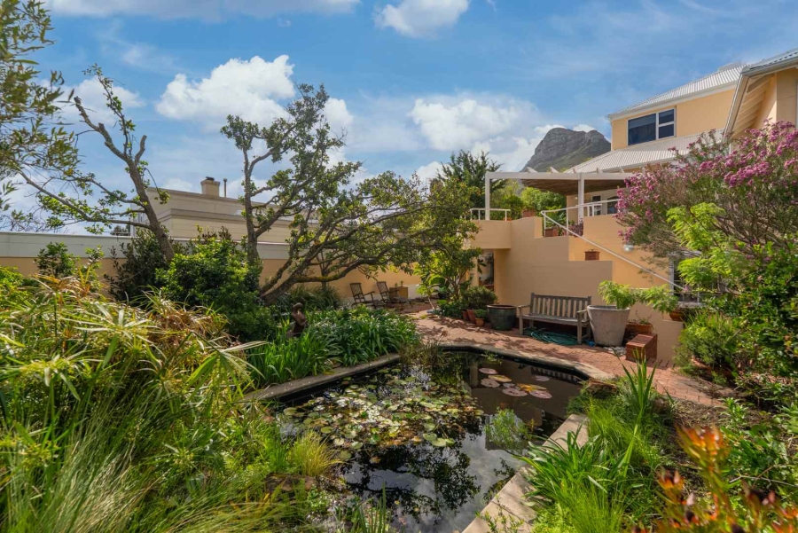 5 Bedroom Property for Sale in Camps Bay Western Cape